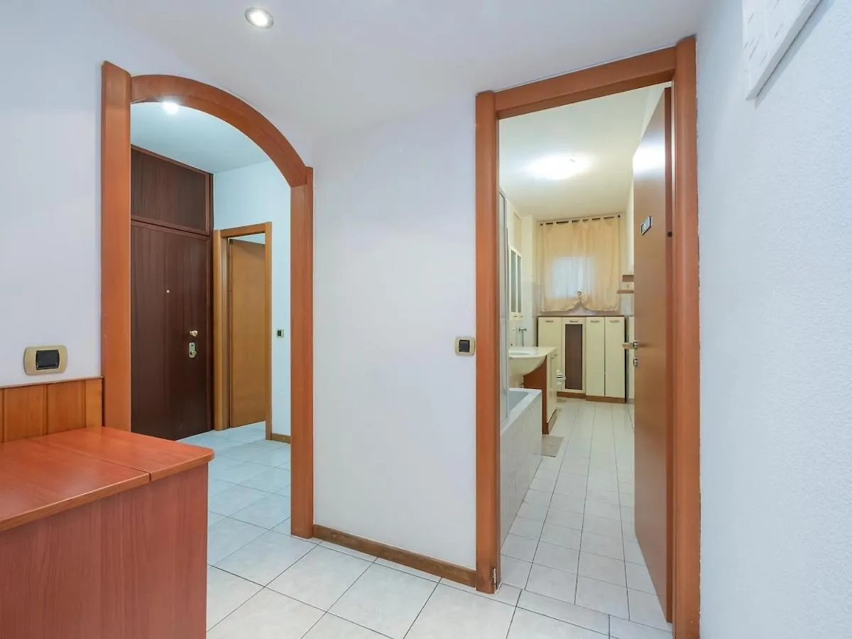 Abeti House Apartman Milánó 0*,