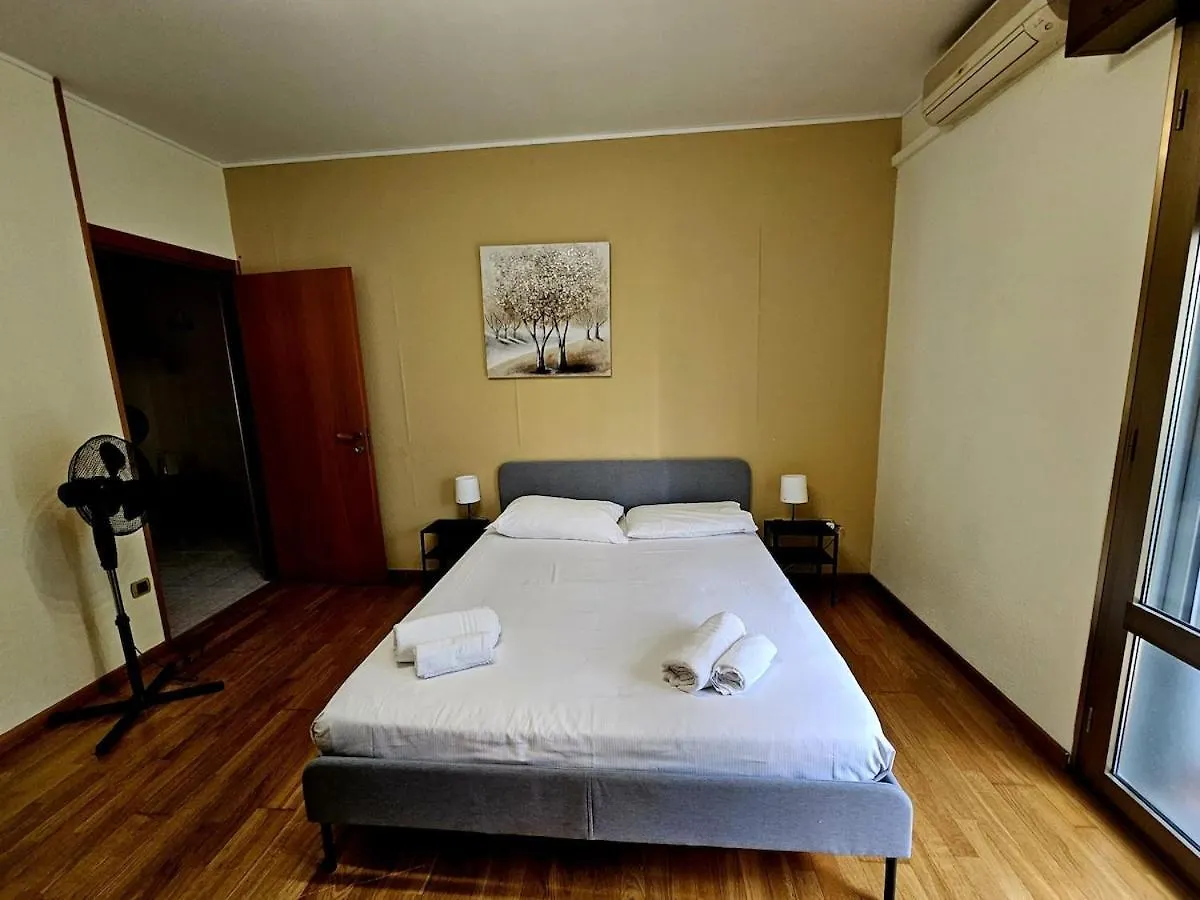 Abeti House Apartman Milánó